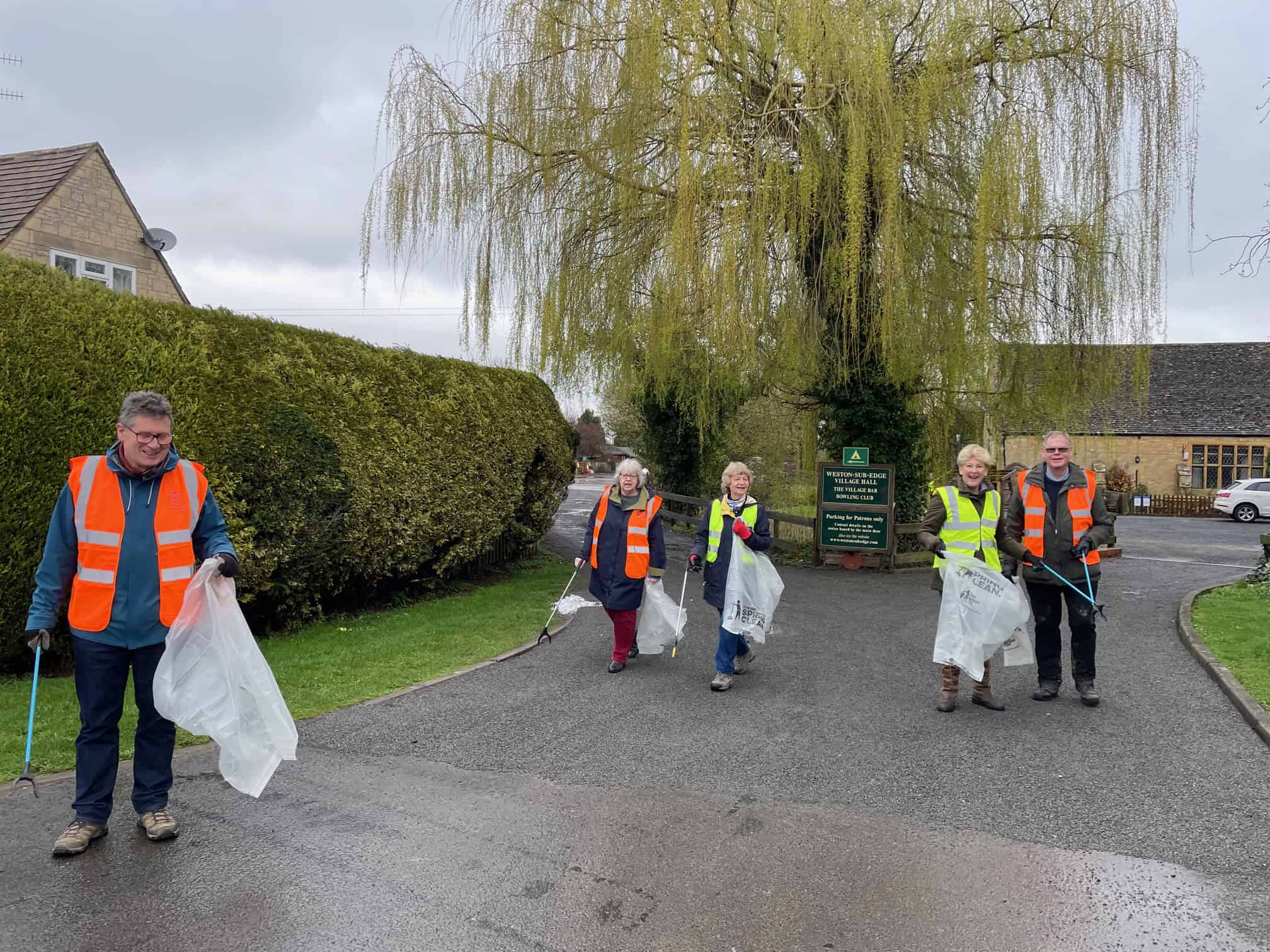 Weston Sub Edge Litter Pick